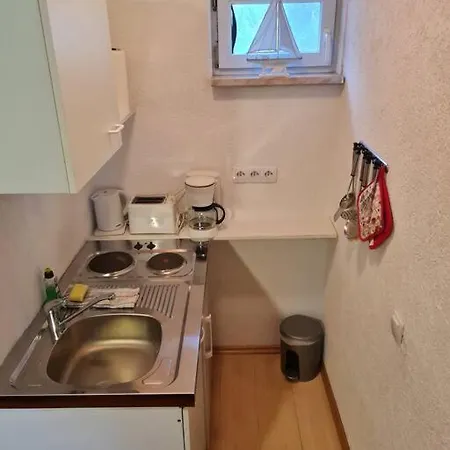 Gemuetlicher Gartenbungalow * Sellin (Rugen)